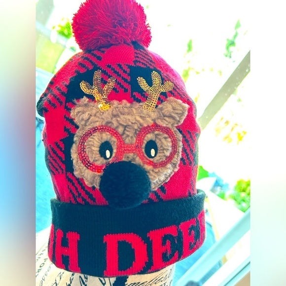 D03.4 Holiday Time Women's Holiday Beanie Hat Oh Deer! Reindeer - Picture 4 of 5